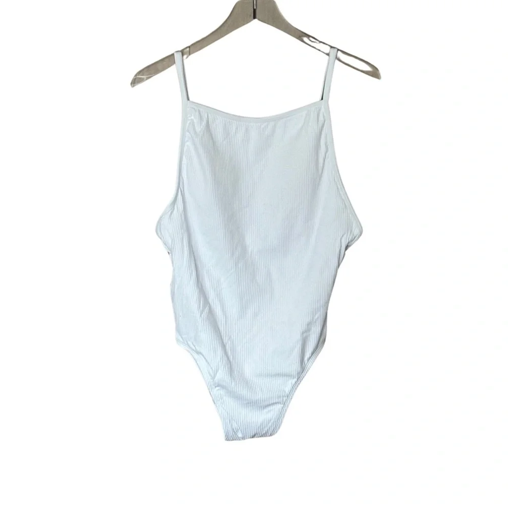 ANDIE Swim: The Paloma Rib One Piece in‎ White